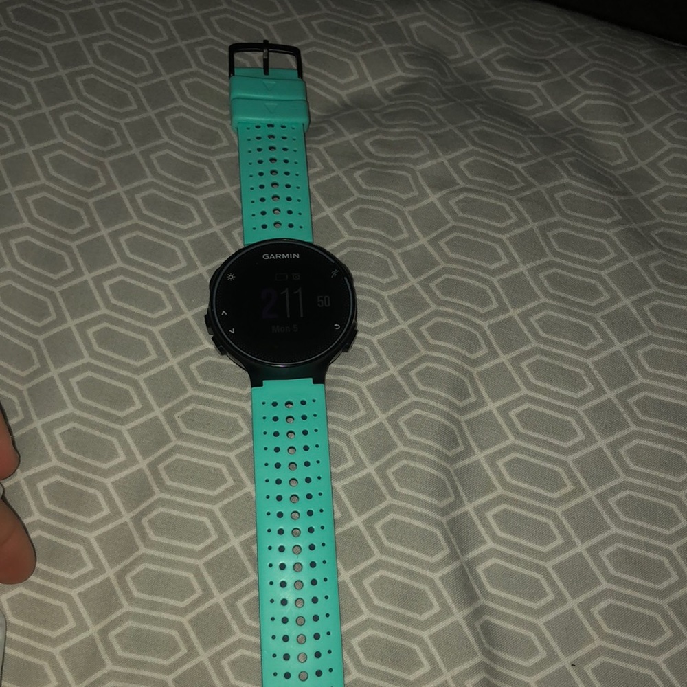 Garmin Forerunner 235